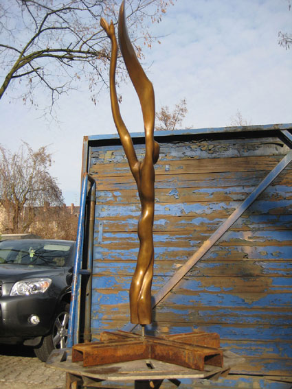 sculpture bronze foundry noak artist